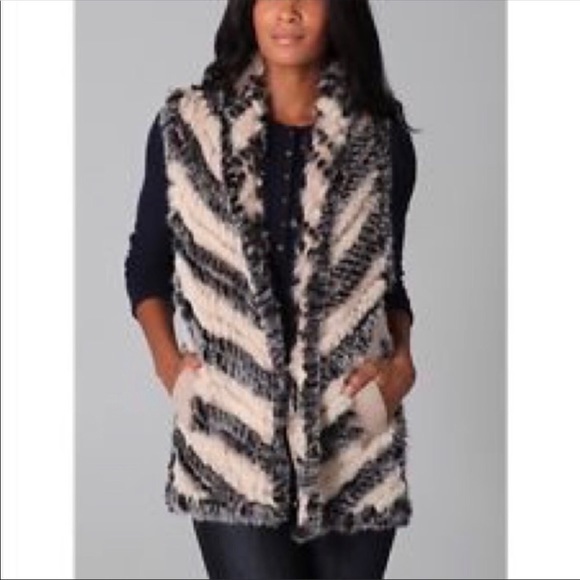 Beautiful on trend, Rabbit fur vest! - Picture 2 of 10